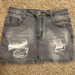 Magnolia south gray distressed mini skirt with stretch size small